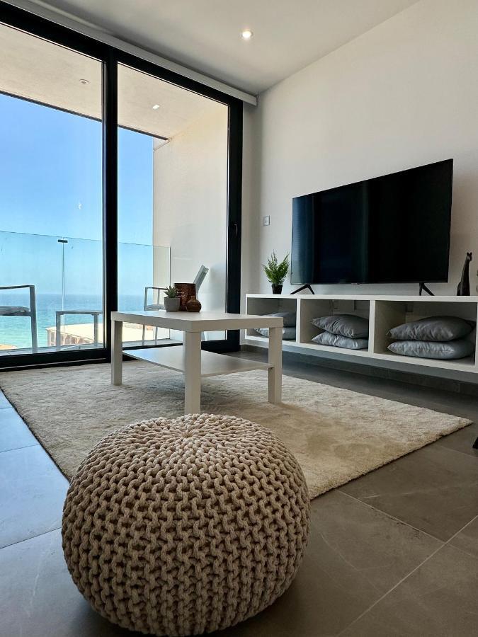E1 Presidential Studios On High Floor With Stunning Sea Views Gibraltar Bagian luar foto